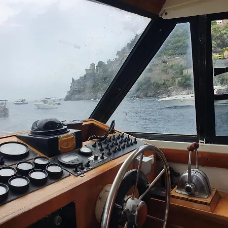 Amalfi Coast Yacht * Minori